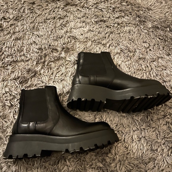 Aldo boots - Picture 3 of 4
